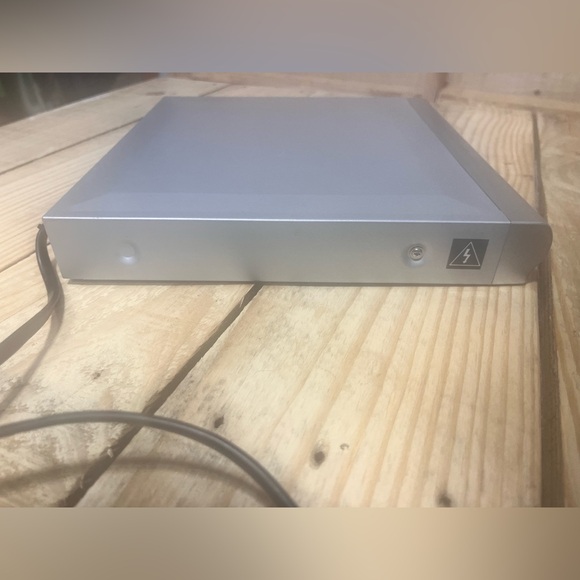 GPX DVD/CD Player Model D1816 Gray No Remote - Picture 6 of 9